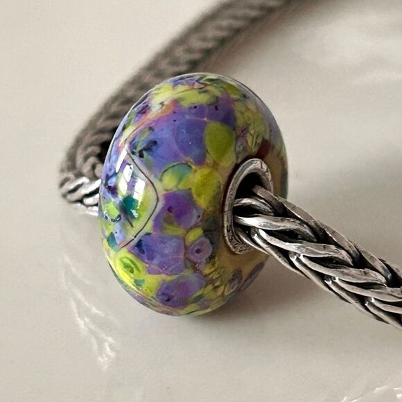 TROLLBEADS Authentic Troll Stone LAA 925S Green Purple Yellow Green Confetti - Picture 7 of 10